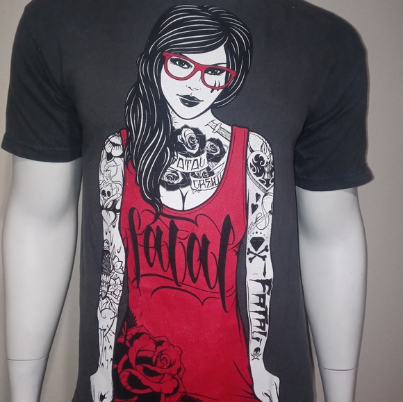Fatal Clothing T-shirt Sz M - Picture 2 of 6